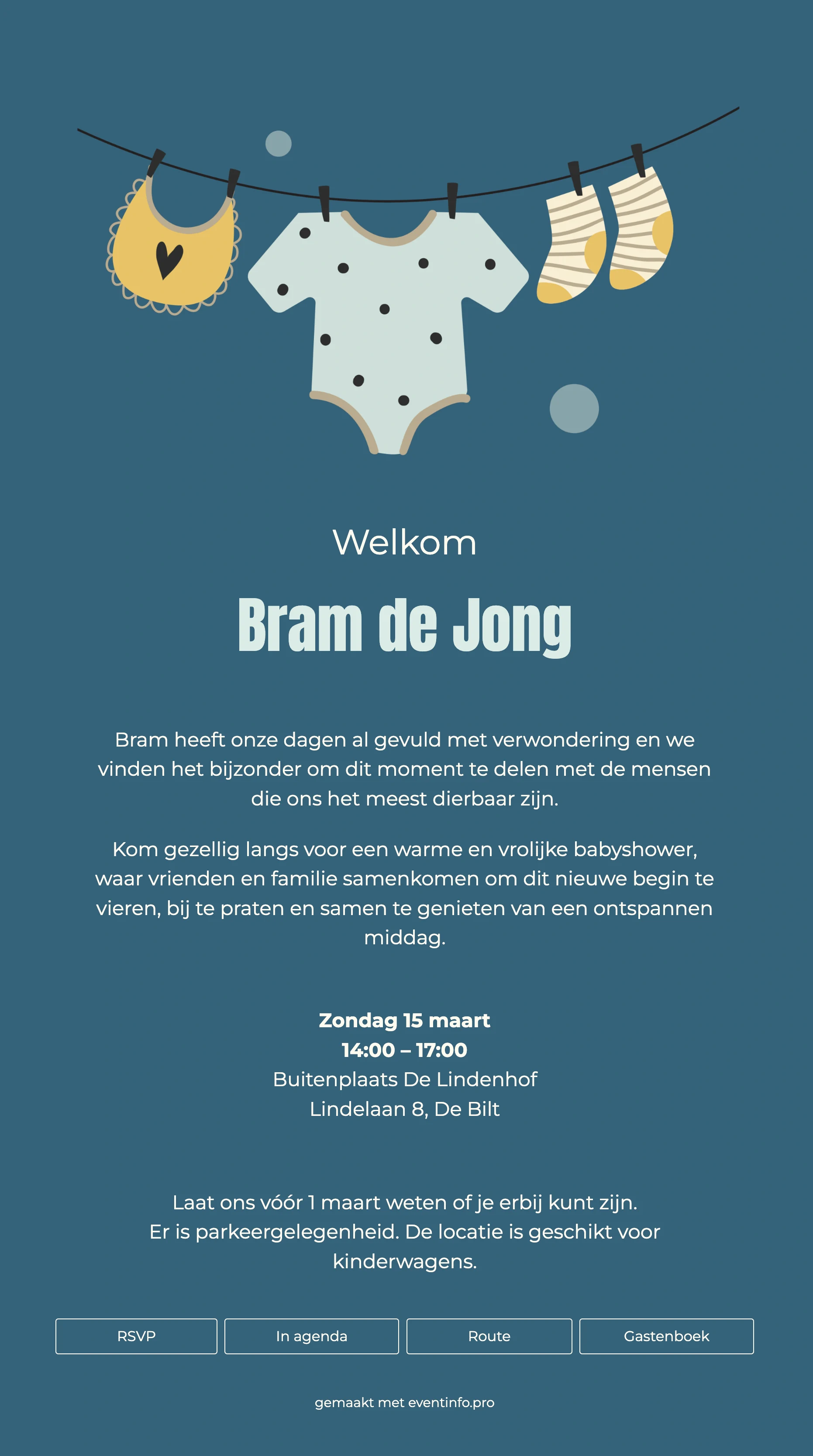 Blauwe kaart met babykleding